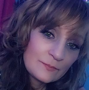 Meet your Posher, Deanna